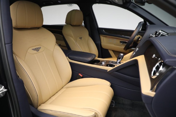 New 2023 Bentley Bentayga EWB V8 for sale Sold at Rolls-Royce Motor Cars Greenwich in Greenwich CT 06830 24