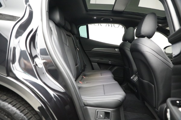 New 2023 Maserati Grecale GT for sale $73,395 at Rolls-Royce Motor Cars Greenwich in Greenwich CT 06830 20