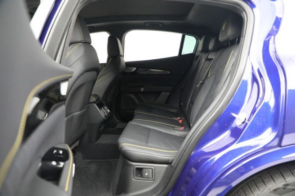 New 2023 Maserati Grecale Modena for sale $76,900 at Rolls-Royce Motor Cars Greenwich in Greenwich CT 06830 16