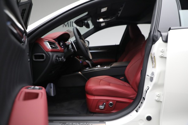 New 2023 Maserati Ghibli Modena Q4 for sale $111,055 at Rolls-Royce Motor Cars Greenwich in Greenwich CT 06830 12