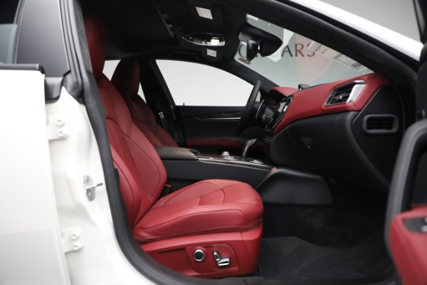 New 2023 Maserati Ghibli Modena Q4 for sale $111,055 at Rolls-Royce Motor Cars Greenwich in Greenwich CT 06830 17