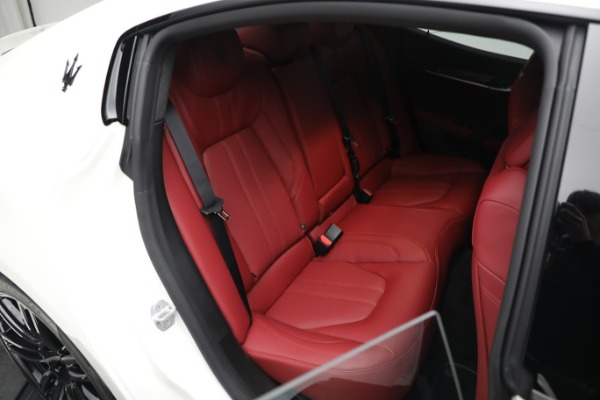 New 2023 Maserati Ghibli Modena Q4 for sale $111,055 at Rolls-Royce Motor Cars Greenwich in Greenwich CT 06830 21