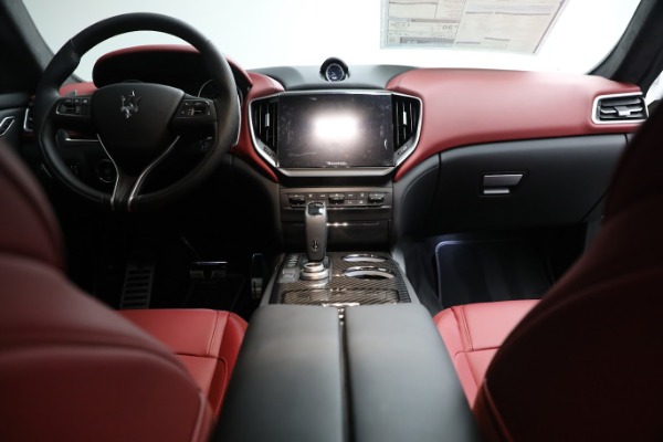 New 2023 Maserati Ghibli Modena Q4 for sale $111,055 at Rolls-Royce Motor Cars Greenwich in Greenwich CT 06830 22