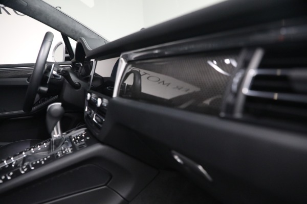 Used 2021 Porsche Macan Turbo for sale $84,900 at Rolls-Royce Motor Cars Greenwich in Greenwich CT 06830 19