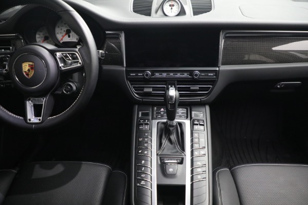 Used 2021 Porsche Macan Turbo for sale $84,900 at Rolls-Royce Motor Cars Greenwich in Greenwich CT 06830 21