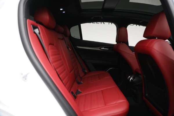 New 2023 Alfa Romeo Stelvio Veloce for sale $59,490 at Rolls-Royce Motor Cars Greenwich in Greenwich CT 06830 20