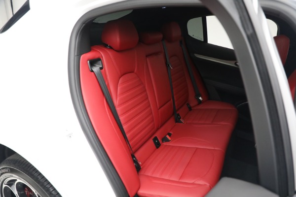 New 2023 Alfa Romeo Stelvio Veloce for sale $59,490 at Rolls-Royce Motor Cars Greenwich in Greenwich CT 06830 21