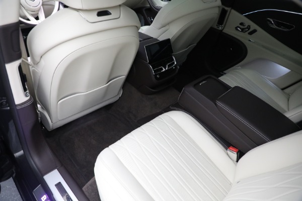 Used 2022 Bentley Flying Spur W12 for sale $249,900 at Rolls-Royce Motor Cars Greenwich in Greenwich CT 06830 24