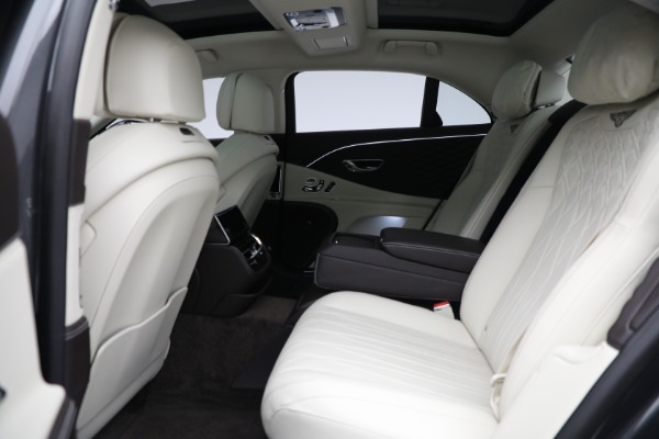 Used 2022 Bentley Flying Spur W12 for sale $249,900 at Rolls-Royce Motor Cars Greenwich in Greenwich CT 06830 25