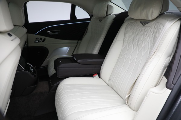 Used 2022 Bentley Flying Spur W12 for sale $249,900 at Rolls-Royce Motor Cars Greenwich in Greenwich CT 06830 26