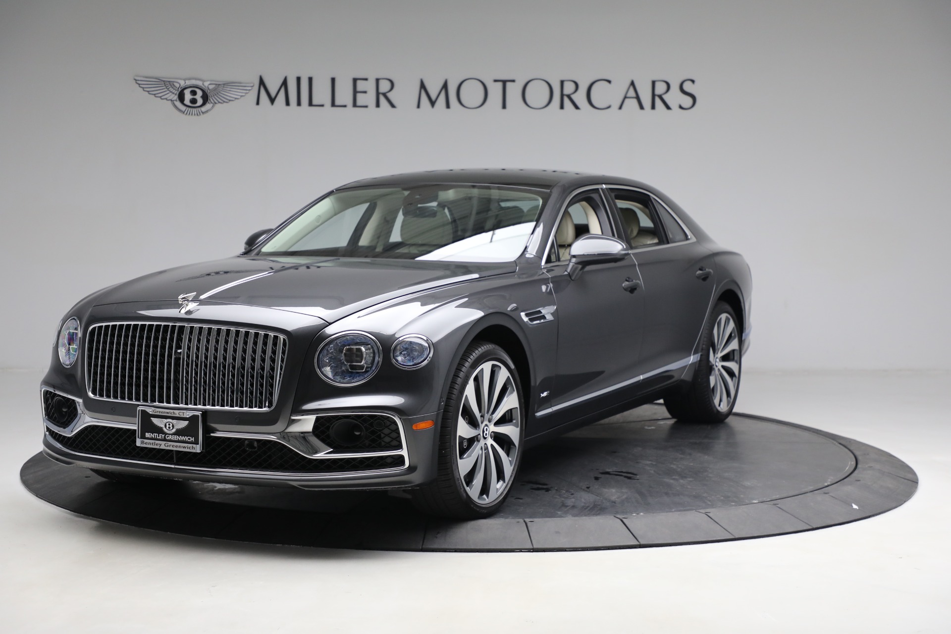 Used 2022 Bentley Flying Spur W12 for sale $249,900 at Rolls-Royce Motor Cars Greenwich in Greenwich CT 06830 1