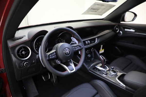 New 2023 Alfa Romeo Stelvio Estrema for sale $63,465 at Rolls-Royce Motor Cars Greenwich in Greenwich CT 06830 16