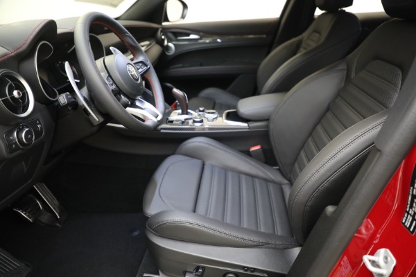 New 2023 Alfa Romeo Stelvio Estrema for sale $63,465 at Rolls-Royce Motor Cars Greenwich in Greenwich CT 06830 17
