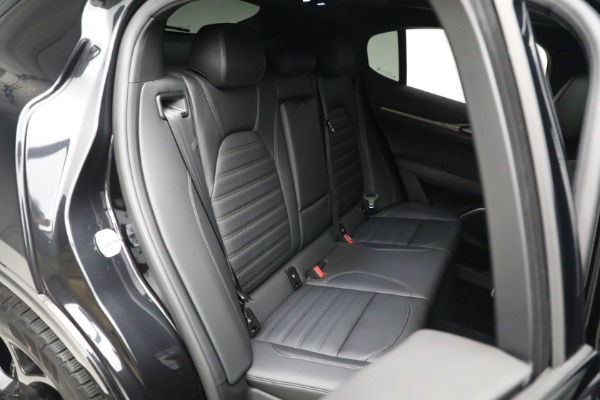 New 2023 Alfa Romeo Stelvio Estrema for sale $63,625 at Rolls-Royce Motor Cars Greenwich in Greenwich CT 06830 21