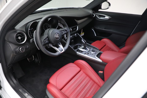 New 2023 Alfa Romeo Giulia Veloce for sale Sold at Rolls-Royce Motor Cars Greenwich in Greenwich CT 06830 15
