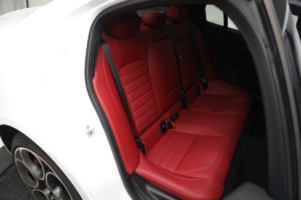 New 2023 Alfa Romeo Giulia Veloce for sale Sold at Rolls-Royce Motor Cars Greenwich in Greenwich CT 06830 21