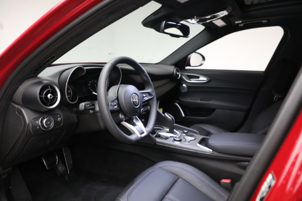 New 2023 Alfa Romeo Giulia Ti for sale $53,910 at Rolls-Royce Motor Cars Greenwich in Greenwich CT 06830 13