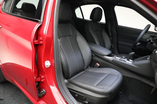 New 2023 Alfa Romeo Giulia Ti for sale $53,910 at Rolls-Royce Motor Cars Greenwich in Greenwich CT 06830 17