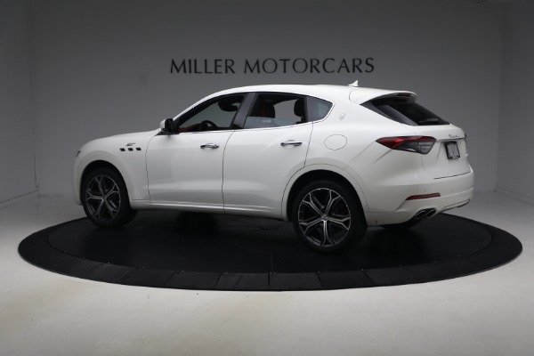 Used 2023 Maserati Levante GT for sale $42,900 at Rolls-Royce Motor Cars Greenwich in Greenwich CT 06830 4