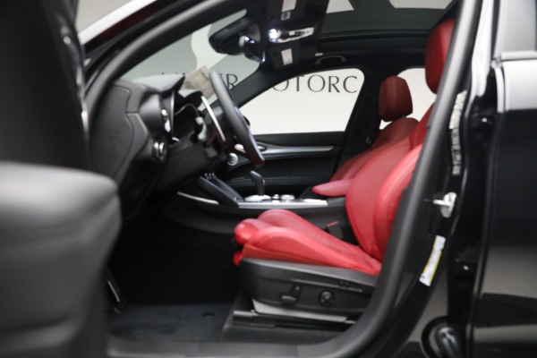New 2023 Alfa Romeo Stelvio Veloce for sale $62,350 at Rolls-Royce Motor Cars Greenwich in Greenwich CT 06830 14