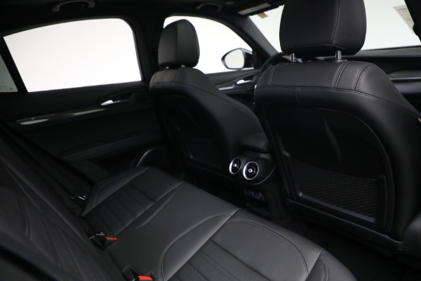 New 2023 Alfa Romeo Stelvio Quadrifoglio for sale $91,670 at Rolls-Royce Motor Cars Greenwich in Greenwich CT 06830 22