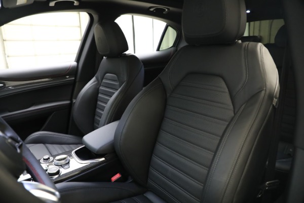 New 2023 Alfa Romeo Stelvio Estrema for sale Call for price at Rolls-Royce Motor Cars Greenwich in Greenwich CT 06830 18