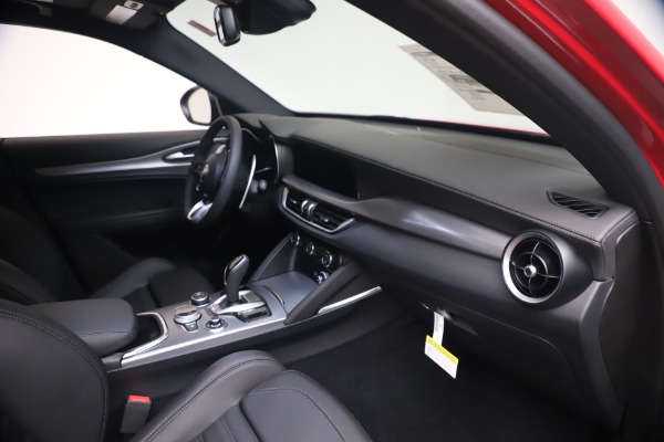 New 2023 Alfa Romeo Stelvio Veloce for sale $60,940 at Rolls-Royce Motor Cars Greenwich in Greenwich CT 06830 19