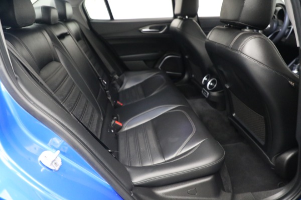 Used 2019 Alfa Romeo Giulia Ti Sport Carbon for sale $34,900 at Rolls-Royce Motor Cars Greenwich in Greenwich CT 06830 21