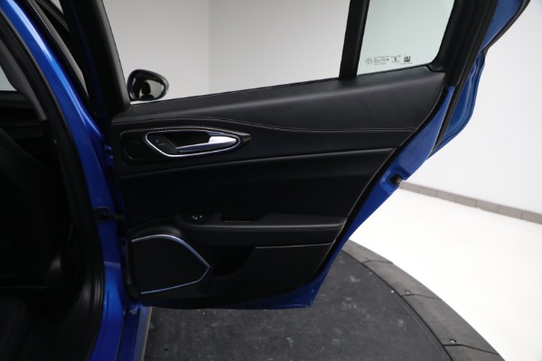 Used 2019 Alfa Romeo Giulia Ti Sport Carbon for sale $34,900 at Rolls-Royce Motor Cars Greenwich in Greenwich CT 06830 23