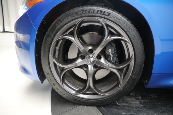 Used 2019 Alfa Romeo Giulia Ti Sport Carbon for sale $34,900 at Rolls-Royce Motor Cars Greenwich in Greenwich CT 06830 28