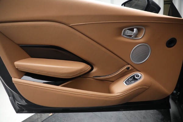 Used 2020 Aston Martin Vantage for sale $119,900 at Rolls-Royce Motor Cars Greenwich in Greenwich CT 06830 17