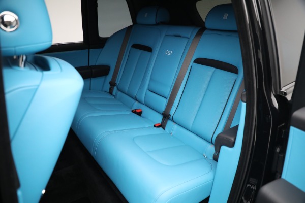 Used 2022 Rolls-Royce Black Badge Cullinan for sale $395,900 at Rolls-Royce Motor Cars Greenwich in Greenwich CT 06830 17