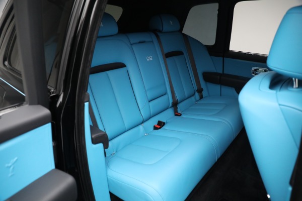 Used 2022 Rolls-Royce Black Badge Cullinan for sale $395,900 at Rolls-Royce Motor Cars Greenwich in Greenwich CT 06830 23
