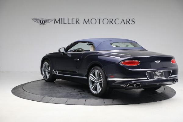 New 2023 Bentley Continental GTC V8 for sale $291,225 at Rolls-Royce Motor Cars Greenwich in Greenwich CT 06830 18