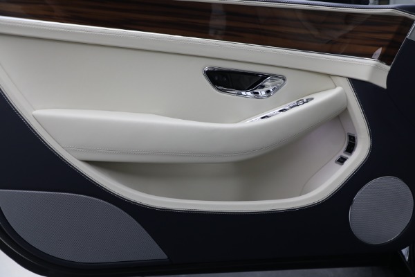 New 2023 Bentley Continental GTC V8 for sale $291,225 at Rolls-Royce Motor Cars Greenwich in Greenwich CT 06830 28
