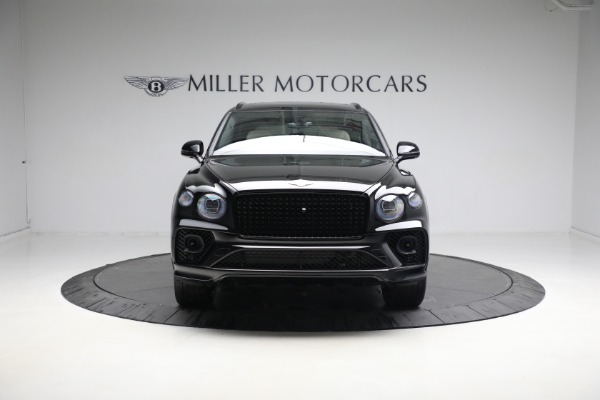 New 2023 Bentley Bentayga EWB Azure V8 for sale $297,600 at Rolls-Royce Motor Cars Greenwich in Greenwich CT 06830 12