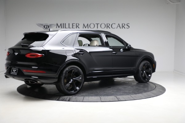 New 2023 Bentley Bentayga EWB Azure V8 for sale $297,600 at Rolls-Royce Motor Cars Greenwich in Greenwich CT 06830 8
