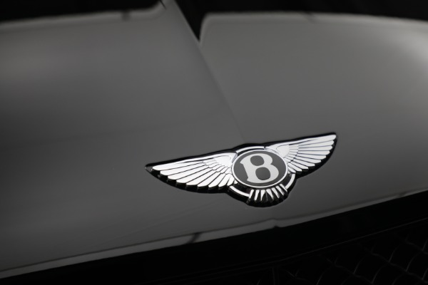 New 2023 Bentley Bentayga V8 for sale $238,470 at Rolls-Royce Motor Cars Greenwich in Greenwich CT 06830 15