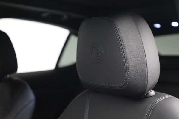 New 2023 Alfa Romeo Stelvio Sprint for sale $51,665 at Rolls-Royce Motor Cars Greenwich in Greenwich CT 06830 27