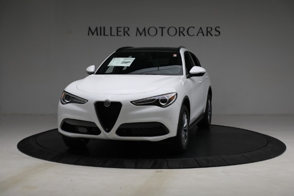 New 2023 Alfa Romeo Stelvio Sprint for sale Sold at Rolls-Royce Motor Cars Greenwich in Greenwich CT 06830 1