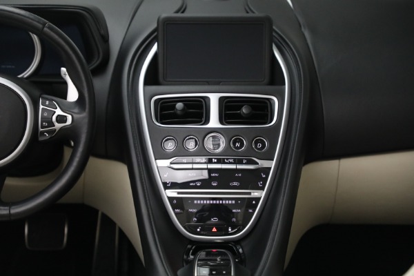 Used 2019 Aston Martin DB11 Volante for sale $145,900 at Rolls-Royce Motor Cars Greenwich in Greenwich CT 06830 28