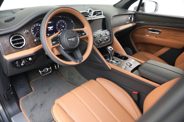 New 2023 Bentley Bentayga EWB Azure V8 for sale $274,655 at Rolls-Royce Motor Cars Greenwich in Greenwich CT 06830 20
