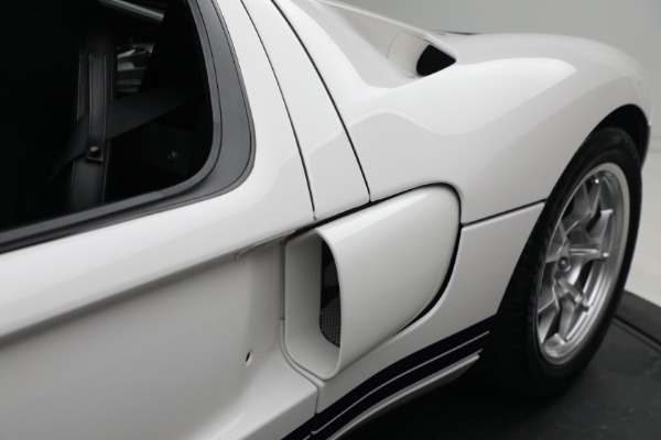 Used 2006 Ford GT for sale $449,900 at Rolls-Royce Motor Cars Greenwich in Greenwich CT 06830 24