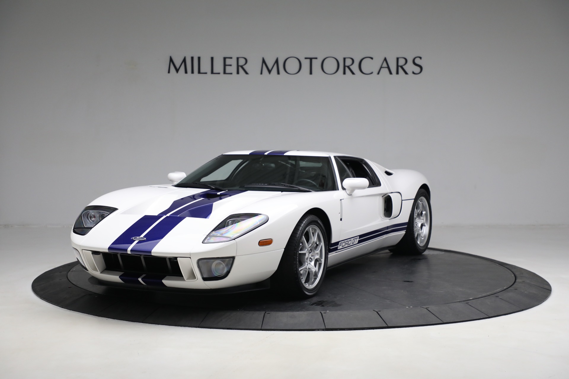 Used 2006 Ford GT for sale $449,900 at Rolls-Royce Motor Cars Greenwich in Greenwich CT 06830 1