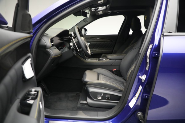 New 2023 Maserati Grecale Modena for sale $79,995 at Rolls-Royce Motor Cars Greenwich in Greenwich CT 06830 14