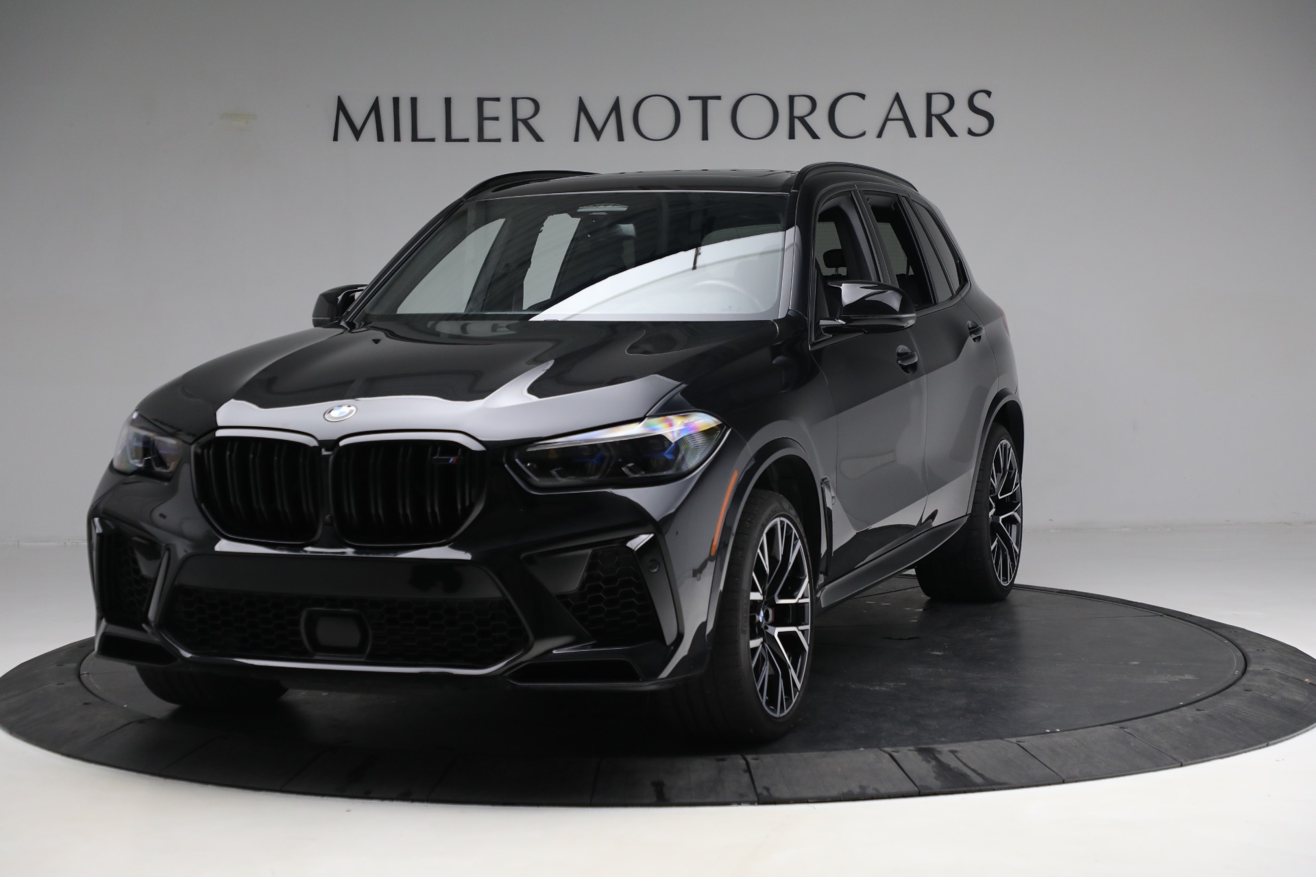 Used 2022 BMW X5 M Competition for sale $93,900 at Rolls-Royce Motor Cars Greenwich in Greenwich CT 06830 1
