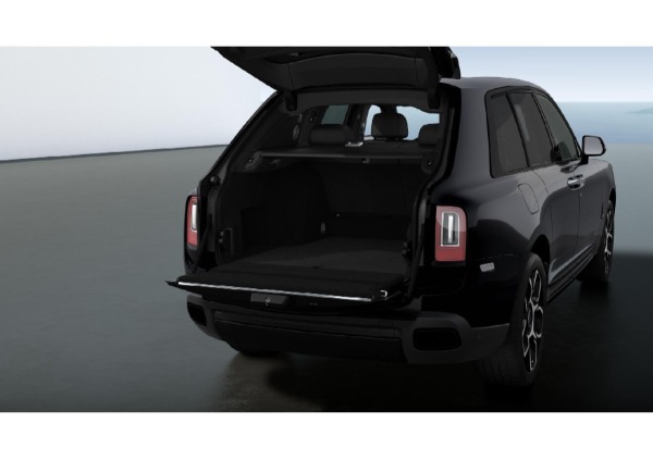 New 2023 Rolls-Royce Black Badge Cullinan for sale Call for price at Rolls-Royce Motor Cars Greenwich in Greenwich CT 06830 4