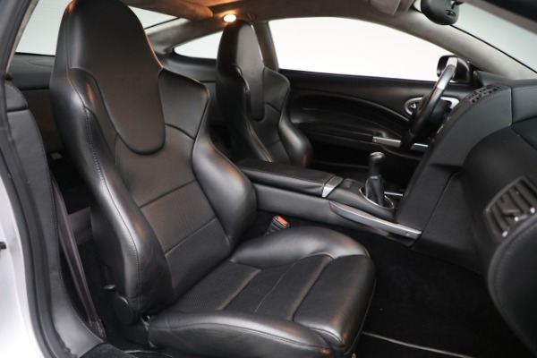 Used 2005 Aston Martin V12 Vanquish S for sale $199,900 at Rolls-Royce Motor Cars Greenwich in Greenwich CT 06830 25