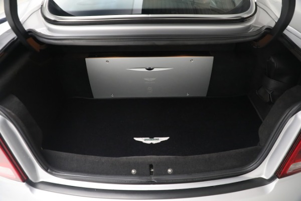 Used 2005 Aston Martin V12 Vanquish S for sale $199,900 at Rolls-Royce Motor Cars Greenwich in Greenwich CT 06830 26