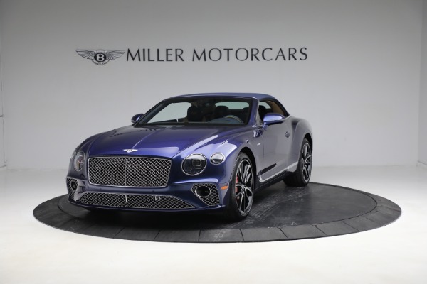 New 2023 Bentley Continental GTC Azure V8 for sale $334,475 at Rolls-Royce Motor Cars Greenwich in Greenwich CT 06830 15